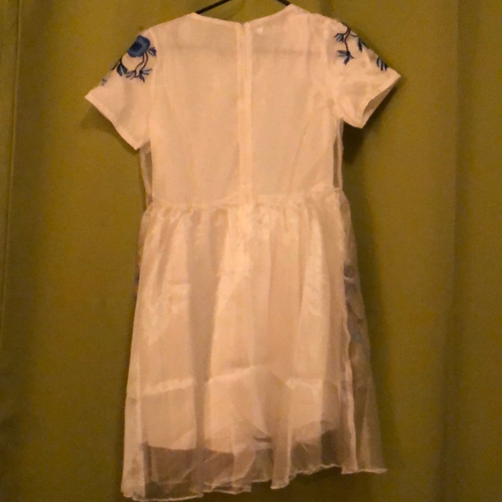 Formal Dress - Picture 6 of 6